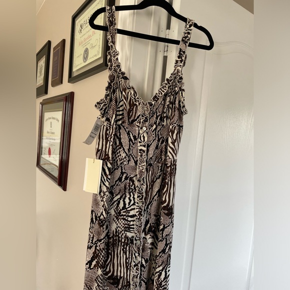 Aritzia Wilfred heartthrob dress - Picture 4 of 7